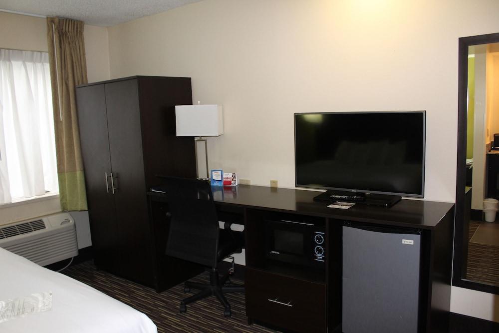 Baymont By Wyndham Newark At University Of Delaware Eksteriør billede