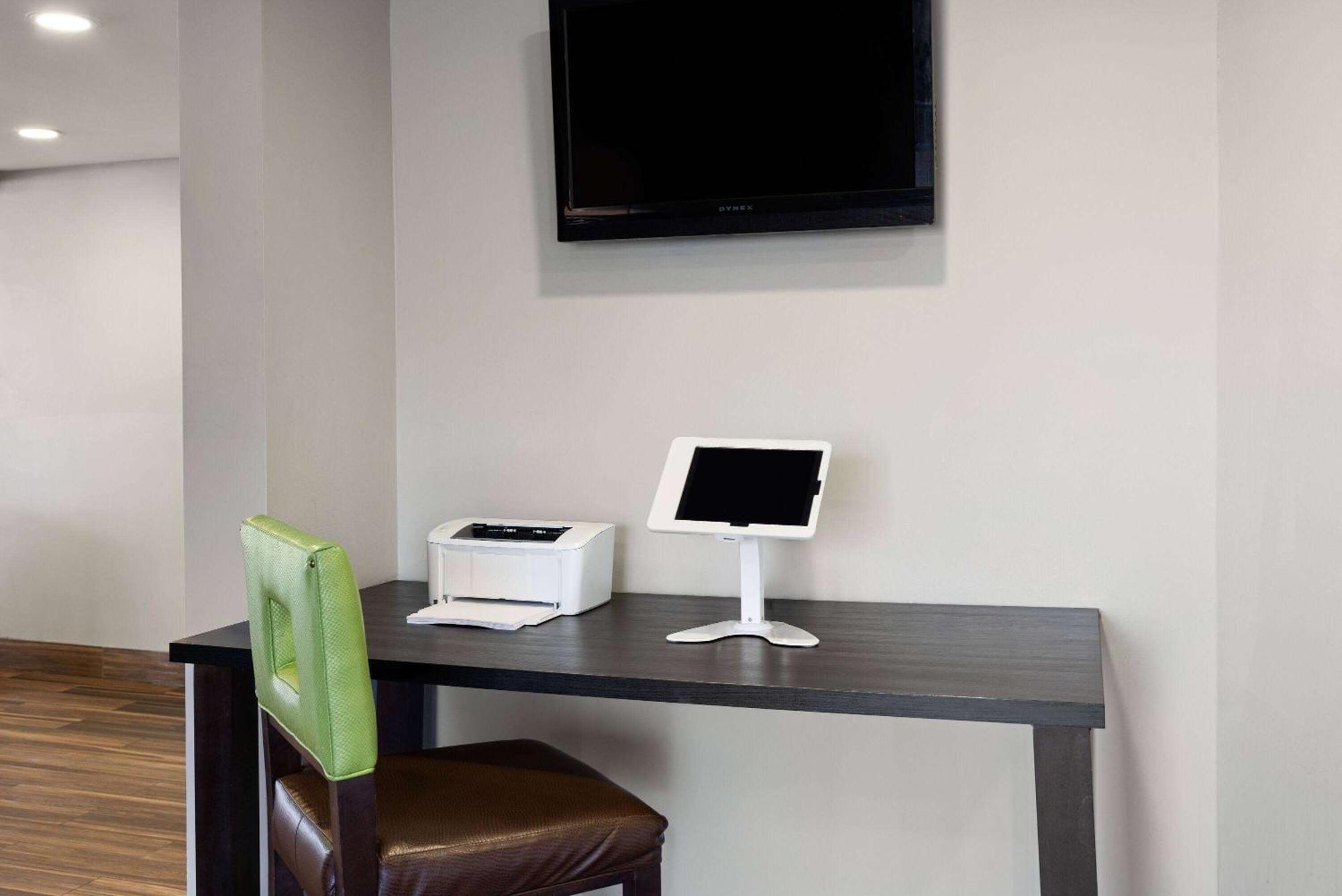 Baymont By Wyndham Newark At University Of Delaware Eksteriør billede