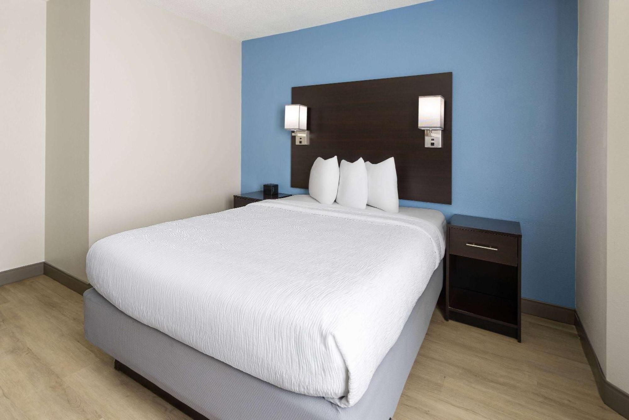 Baymont By Wyndham Newark At University Of Delaware Eksteriør billede
