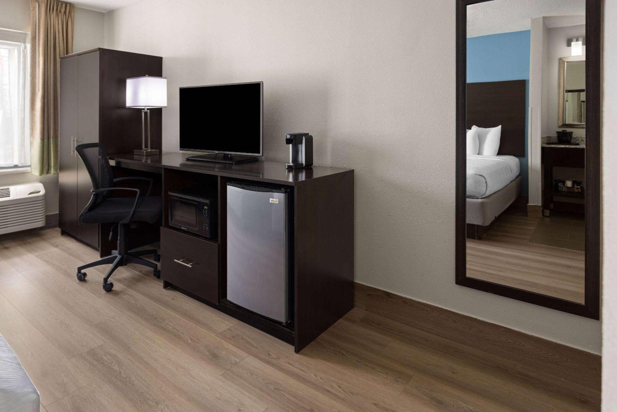Baymont By Wyndham Newark At University Of Delaware Eksteriør billede