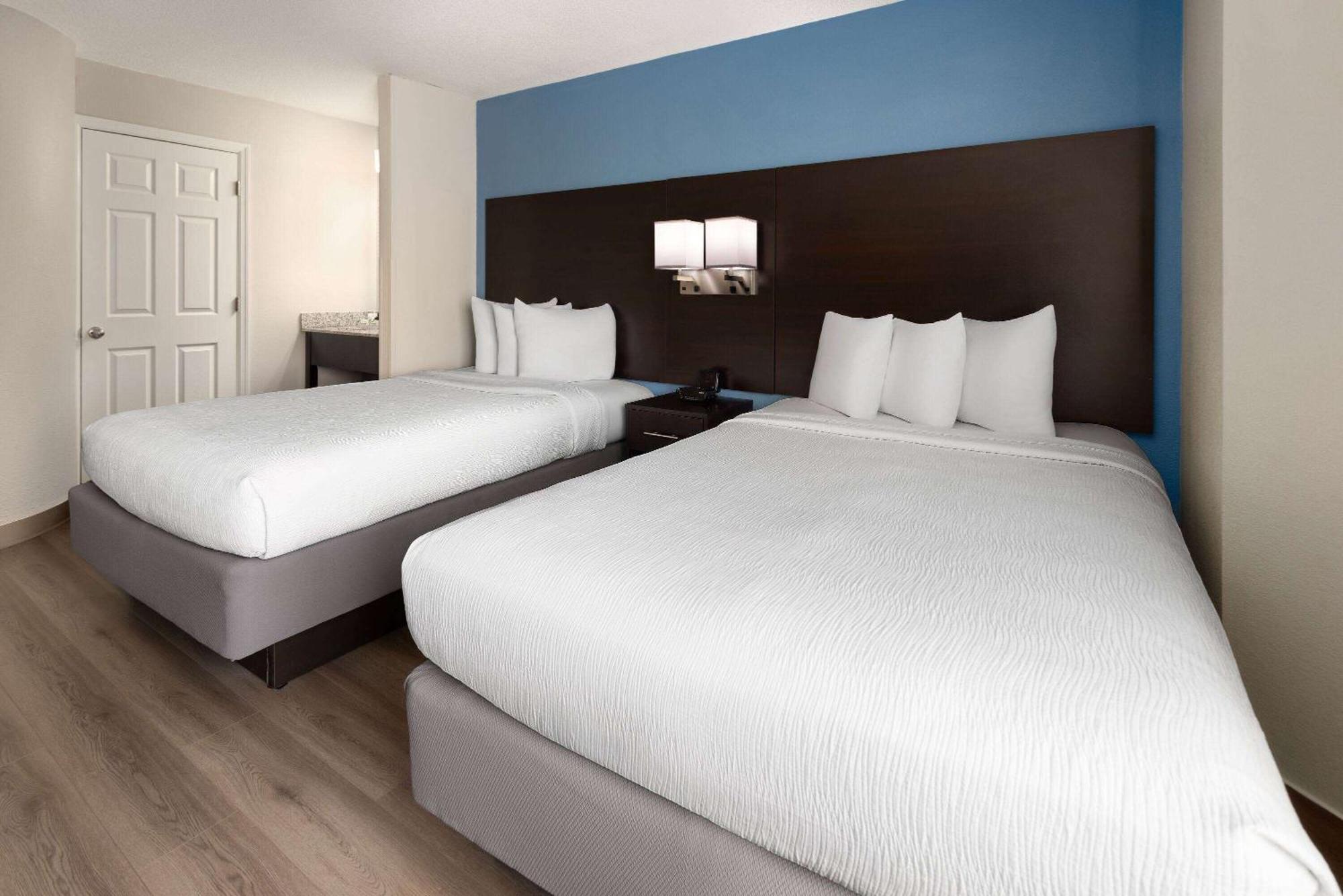 Baymont By Wyndham Newark At University Of Delaware Eksteriør billede